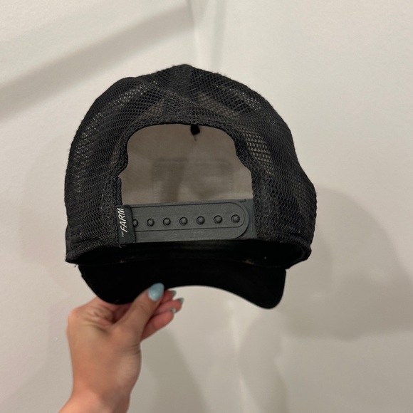 Goorin Bros Black and Cream 'Cash Cow' Trucker Hat - Picture 6 of 7